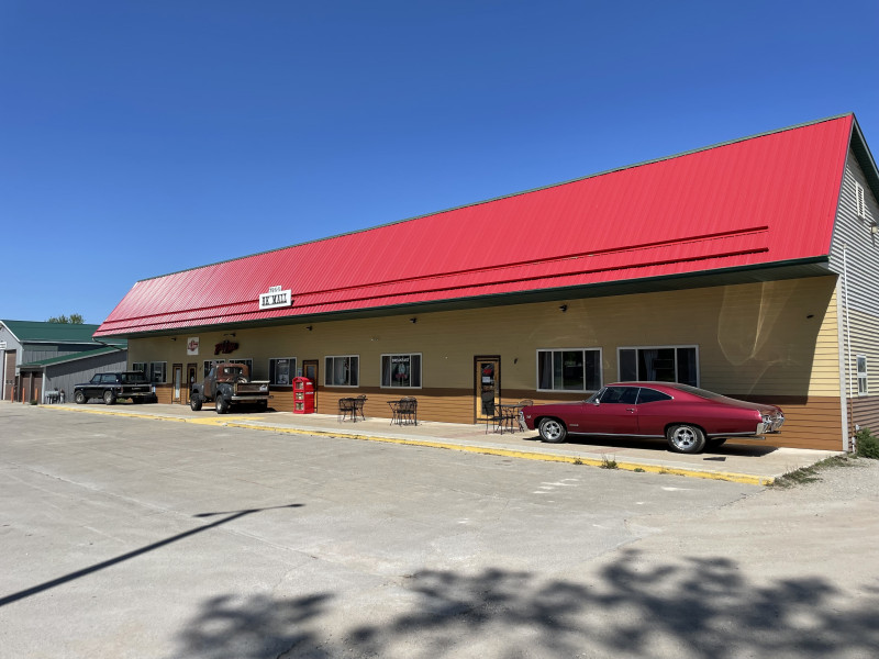 Classic Cars & Cuisine by Pigeon River