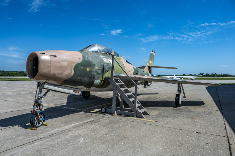Iowa Skies: Military Aviation History Revealed