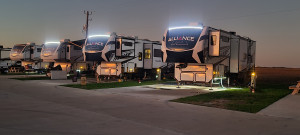 Driveway Retreat near Space Center photo 2