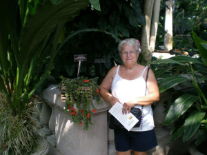 Quiet Riverside Garden Retreat - Photo 2